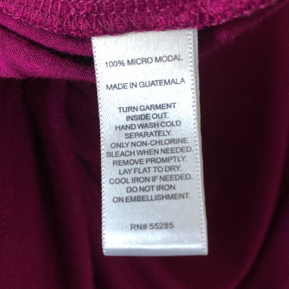 {Express} Deep Fuchsia High Low Hem Shell Tank Top - Picture 6 of 7